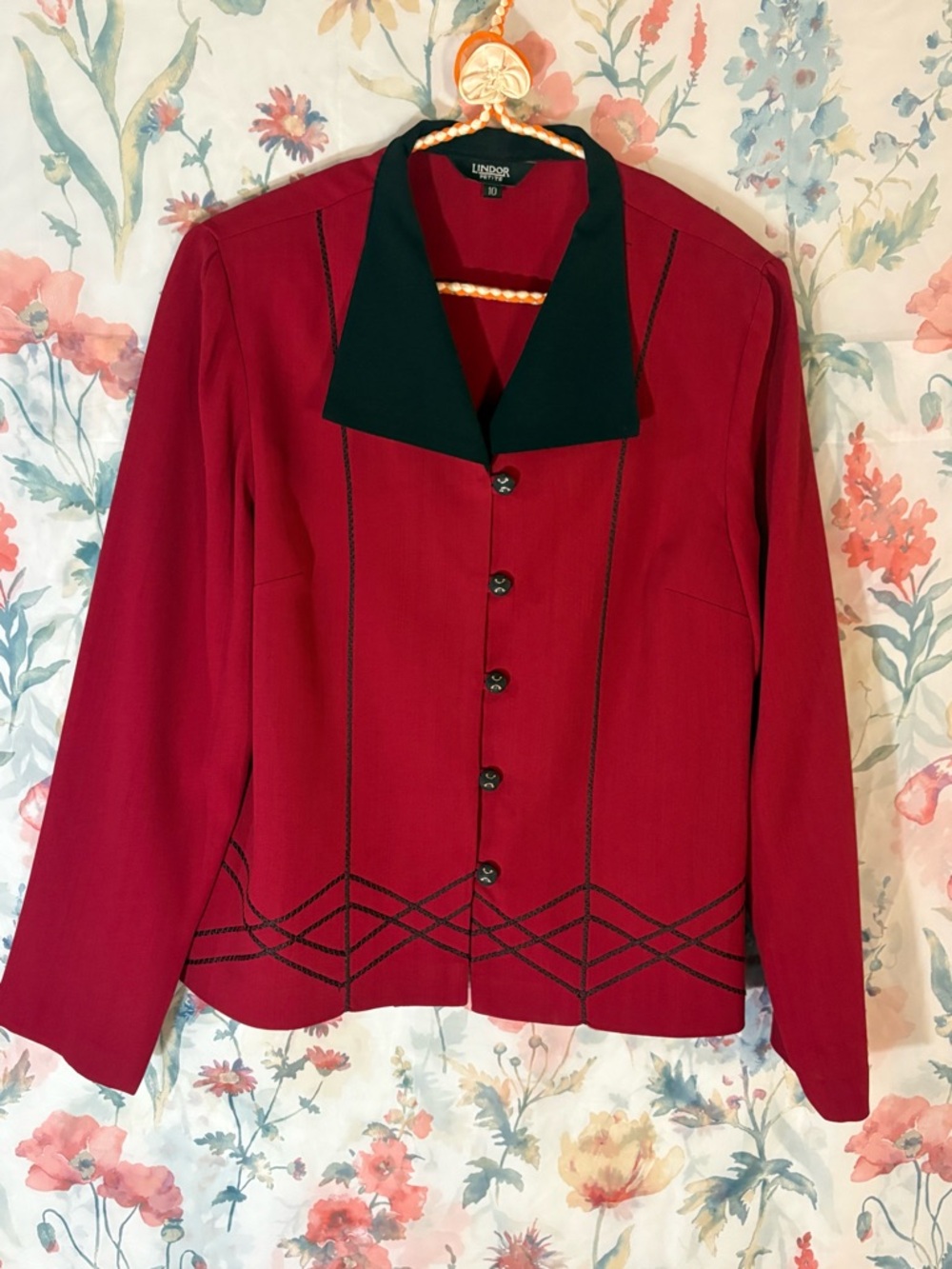 Vintage Red Button-Front Jacket with Contrast Collar
